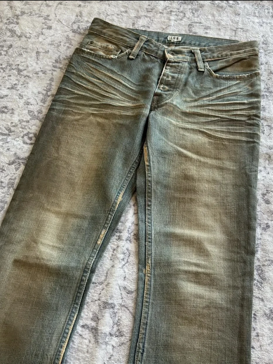 Retro Style Micro-Horn Straight Jeans - Image 3