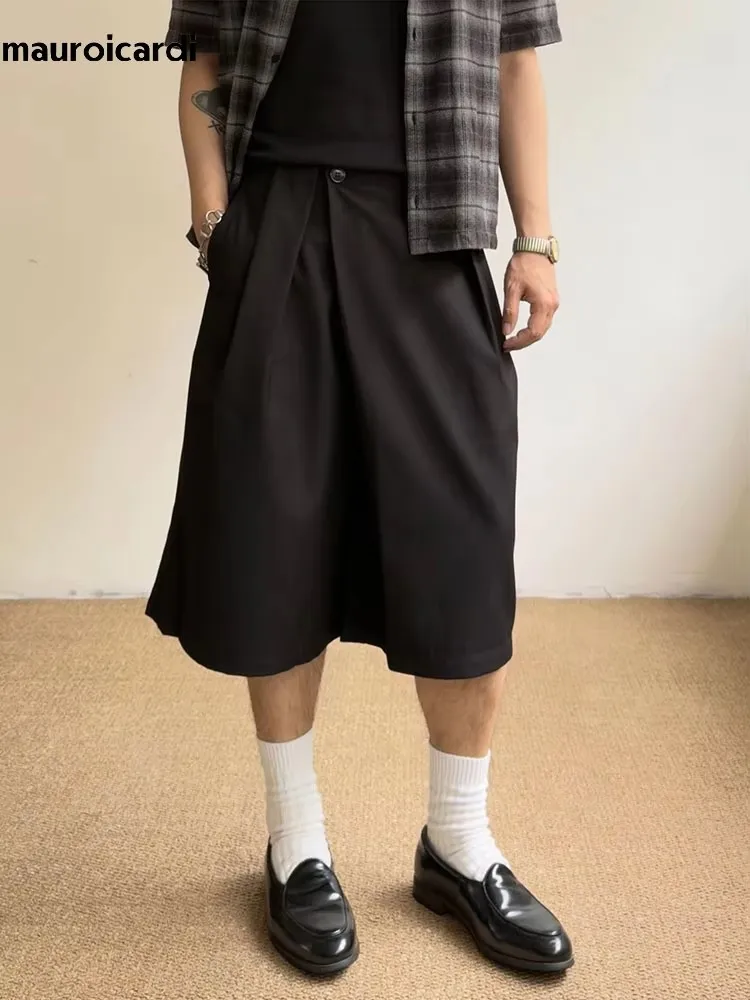 Grey Pleated Wide Leg Shorts for Men - Image 2