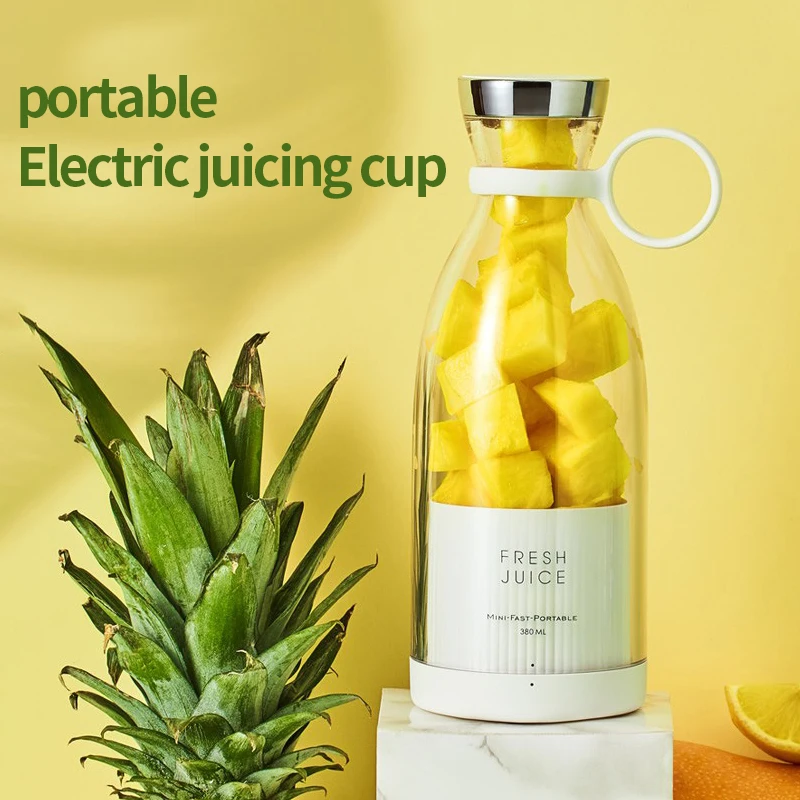 CHUJIN Portable USB Juicer Blender, <500ml Capacity, Auto Pulp Eject