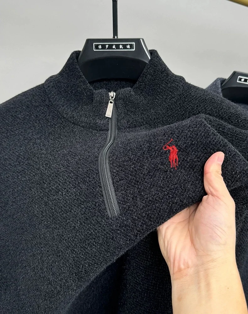Men's Knitted Pony Embroidery Sweater