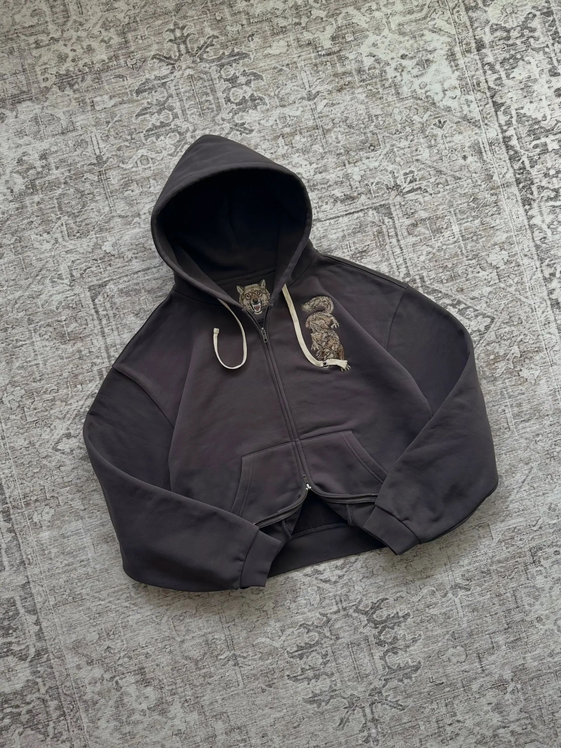 Oversized Y2K Vintage Wolf Embroidery Full-Zip Hoodie - Image 2