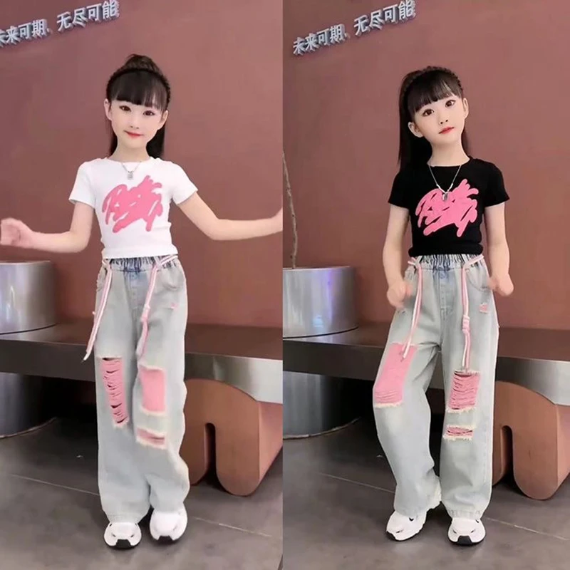 Girls' 3D Graffiti Short Sleeve Top & Ripped Denim Pants Set - Image 6