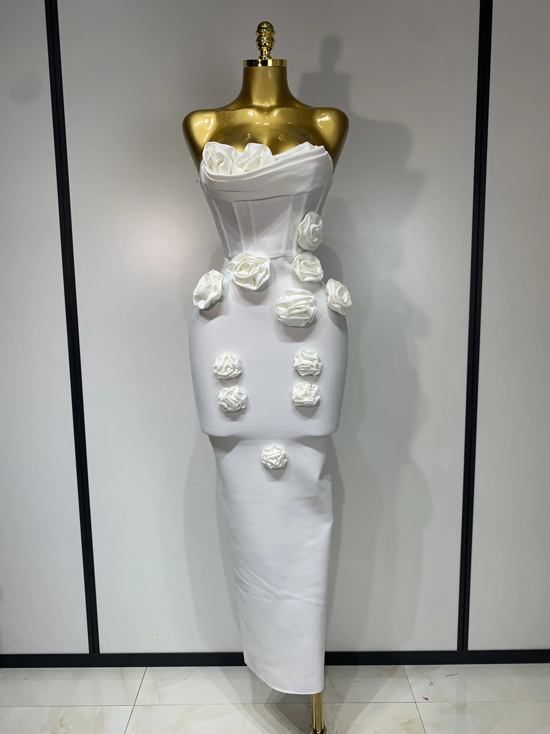Women's Strapless Floral Bodycon Maxi Dress - view 8