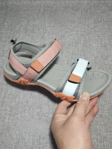 Women's Lightweight Shock-Absorbing Sandals with Color Block Design