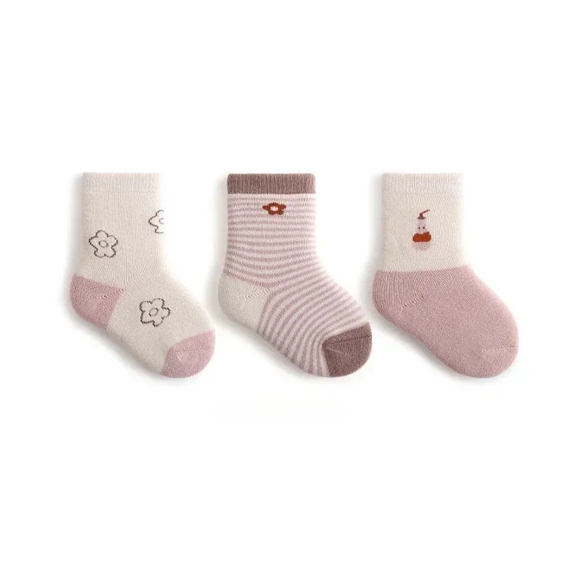 Warm Kids Mid Calf Socks 3 Pairs - Image 15