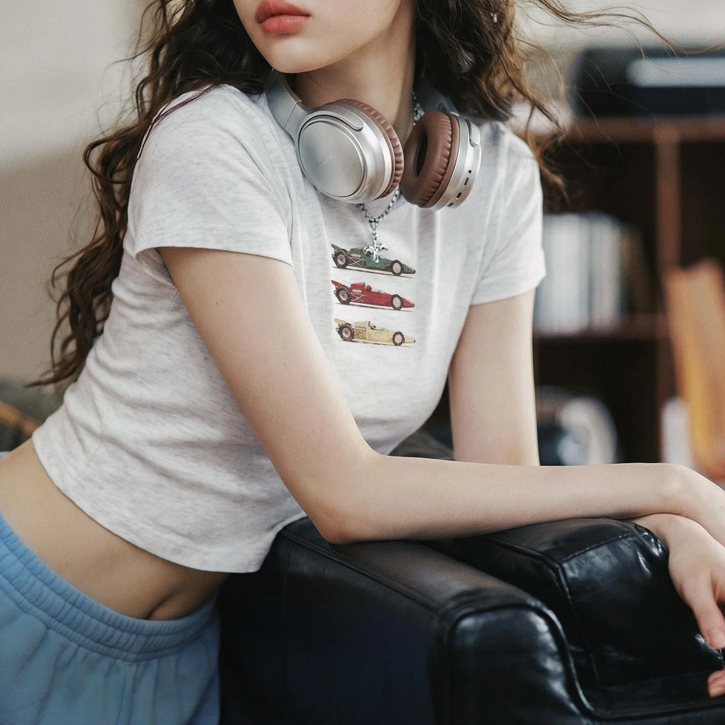Maden Women's Heavyweight Regular Shoulder Cropped Tee American Retro Racing Print Slim Fit Short Sleeve Trendy Y2K Casual Top - Image 4
