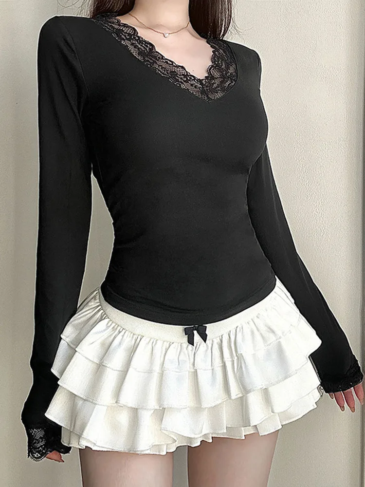 Women's Lace Patchwork V-Neck Long Sleeve Tee - view 2
