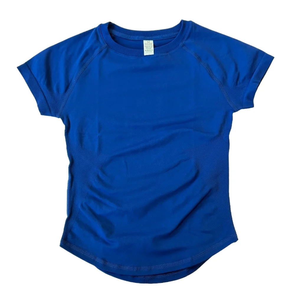 Women's Seamless Tee and Scrunch Joggers Set - view 21