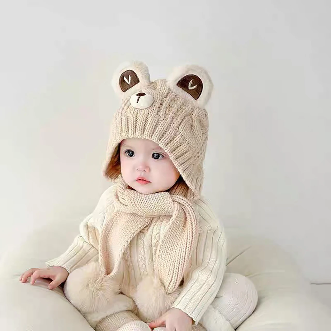 Winter Kids Knit Scarf Hat Set - Cute Bear Design - Image 6