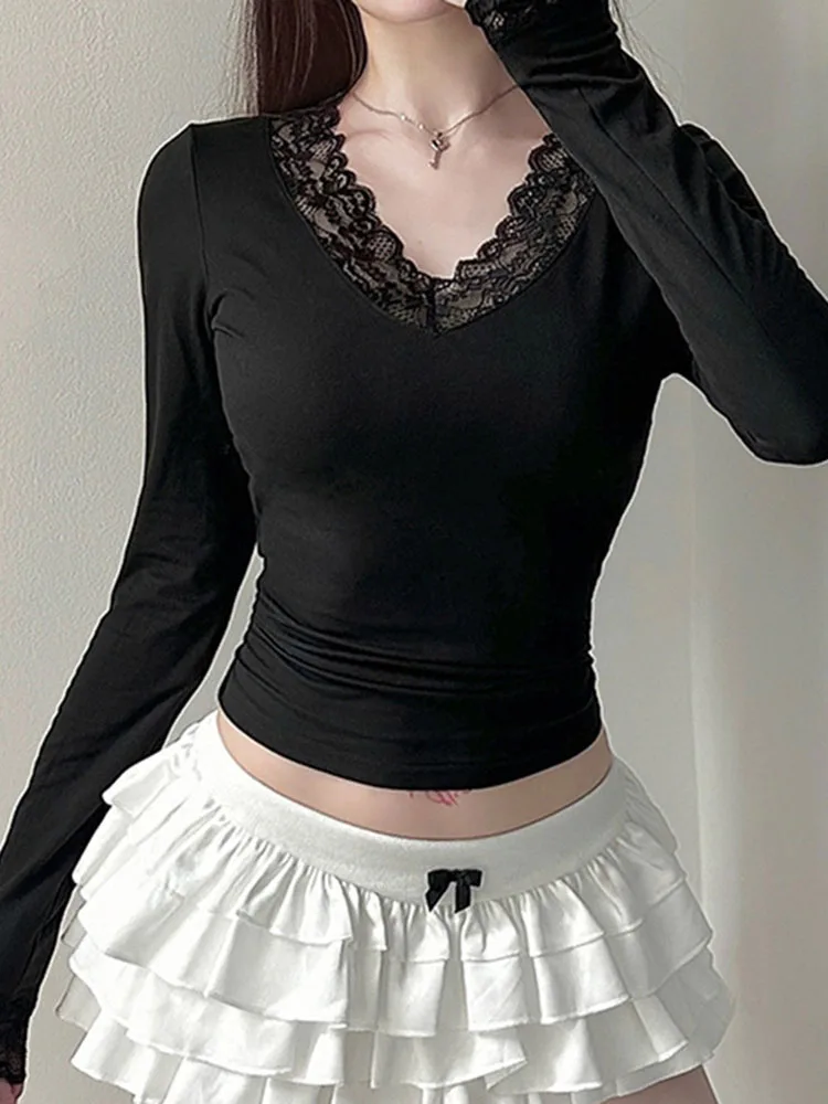 Women's Lace Patchwork V-Neck Long Sleeve Tee - view 5