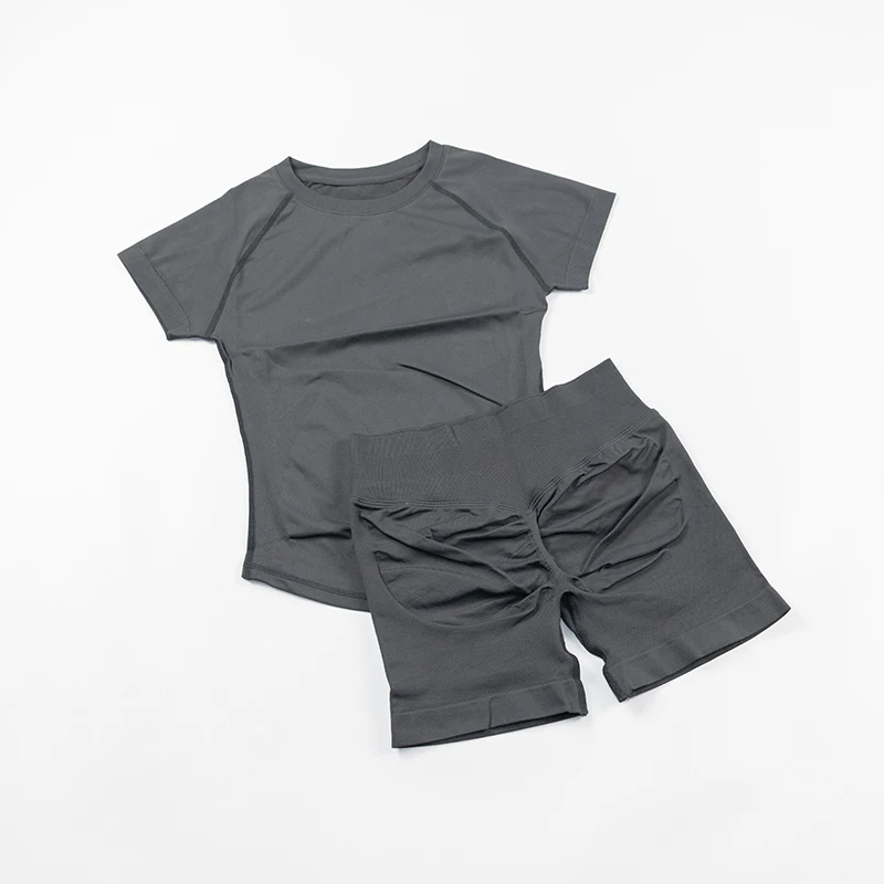 Women's Seamless Tee and Scrunch Joggers Set - view 3