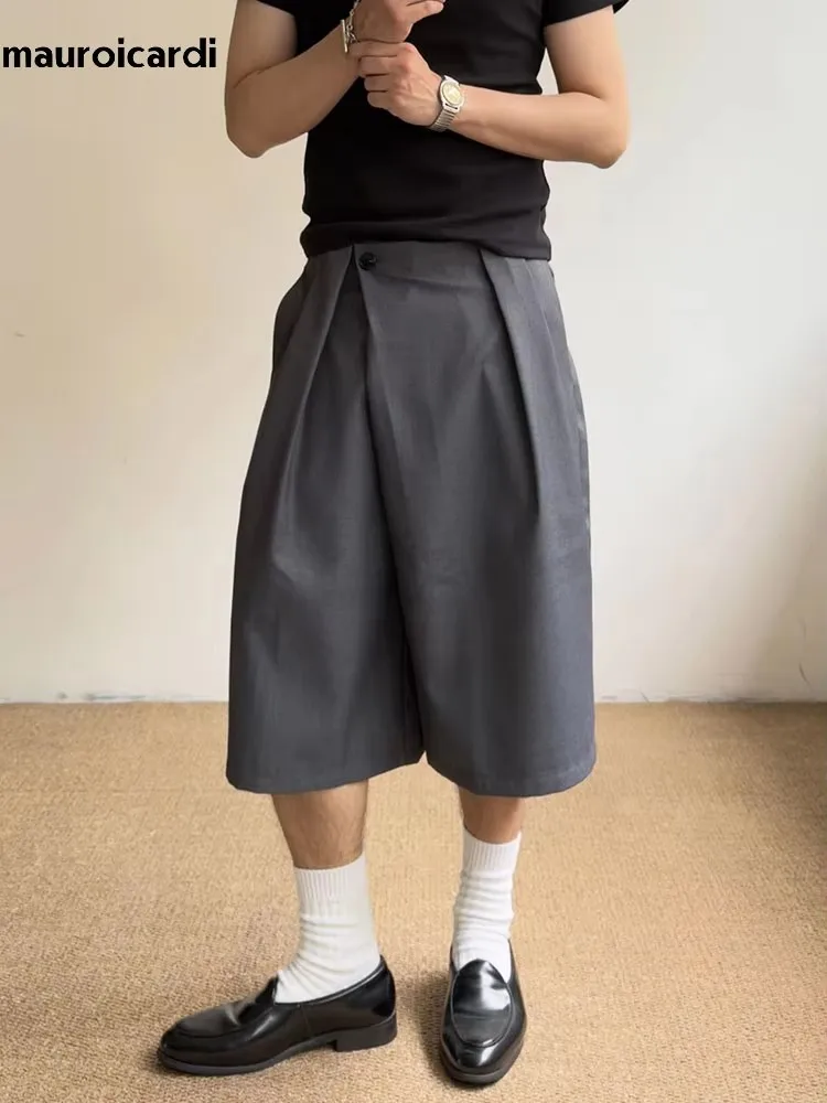 Grey Pleated Wide Leg Shorts for Men - Image 6