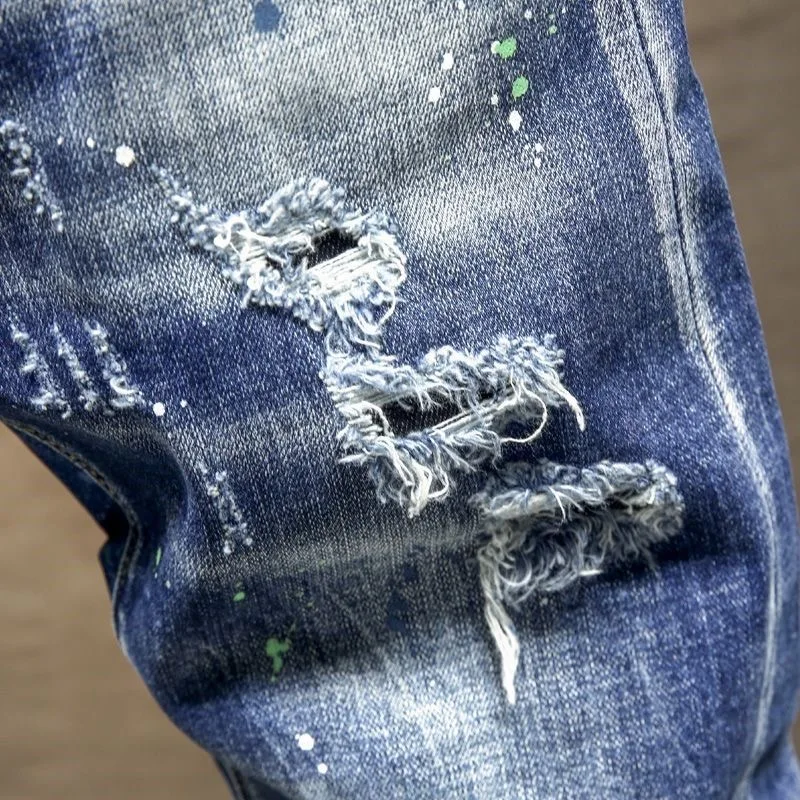 Men's Straight Leg Ripped Denim Jeans - Image 5