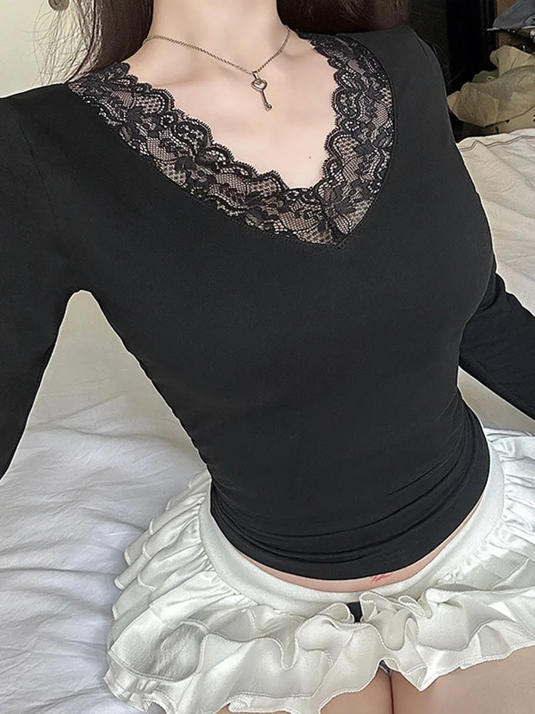 Women's Lace Patchwork V-Neck Long Sleeve Tee - view 3