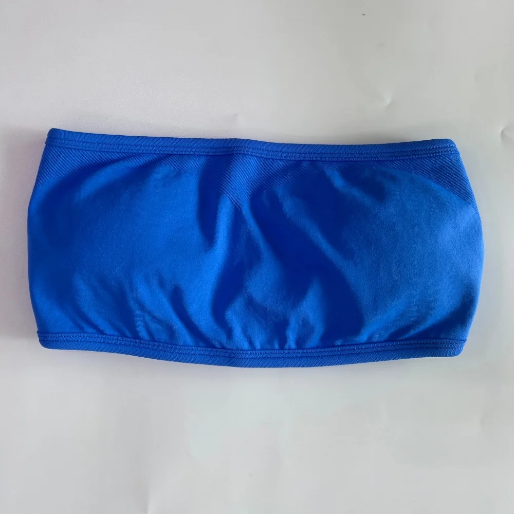 Women's Backless Sports Bra and Shorts Set - view 20