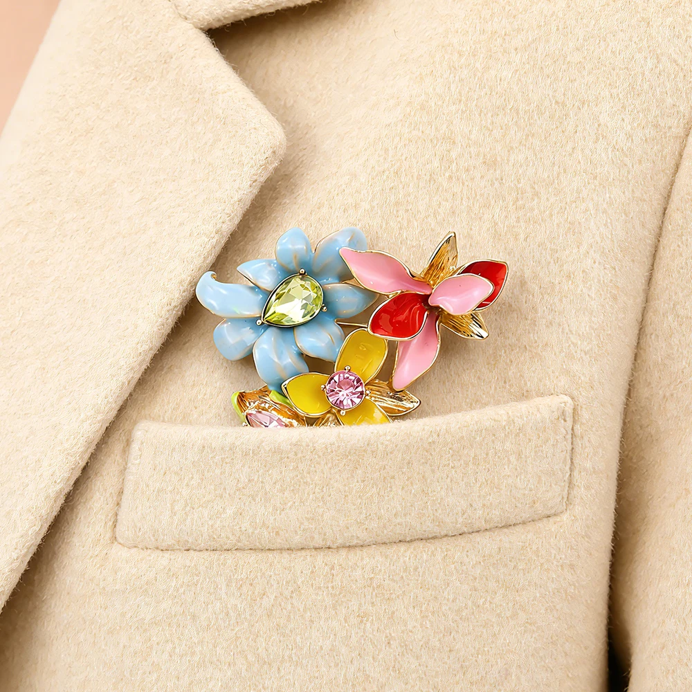 4-Piece Vintage Floral Brooch Set – Hand‑Painted Enamel & Crystal Accents - Image 4
