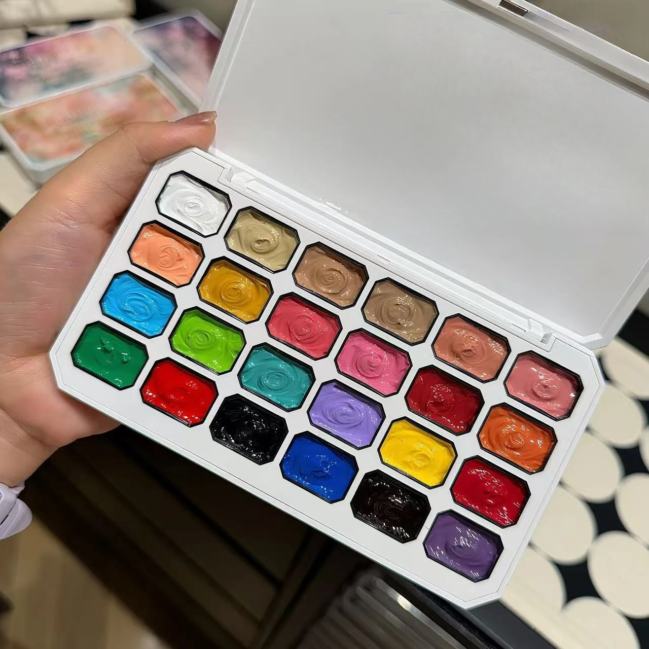 24-Color 4-in-1 Semi-Permanent Gel Nail Polish – UV/LED Soak‑Off - Image 4