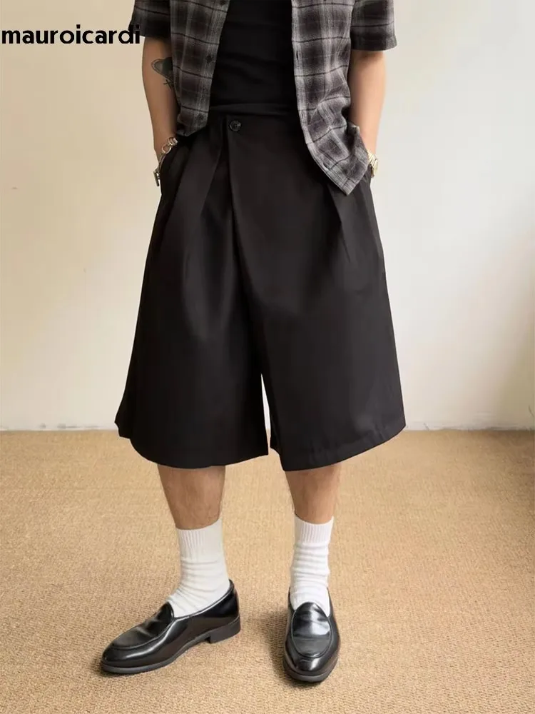 Grey Pleated Wide Leg Shorts for Men - Image 4