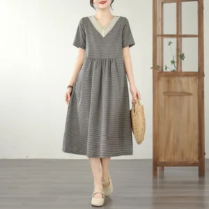 Retro Fashion Casual Plaid Dress Women Summer New V-neck Lace Splicing Loose Slimming Skirt over Knee Cotton Polyester Blend