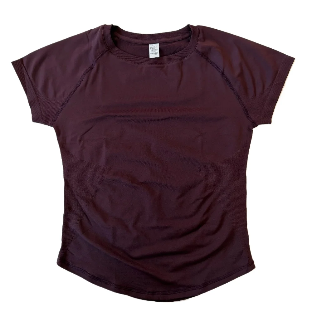 Women's Seamless Tee and Scrunch Joggers Set - view 23