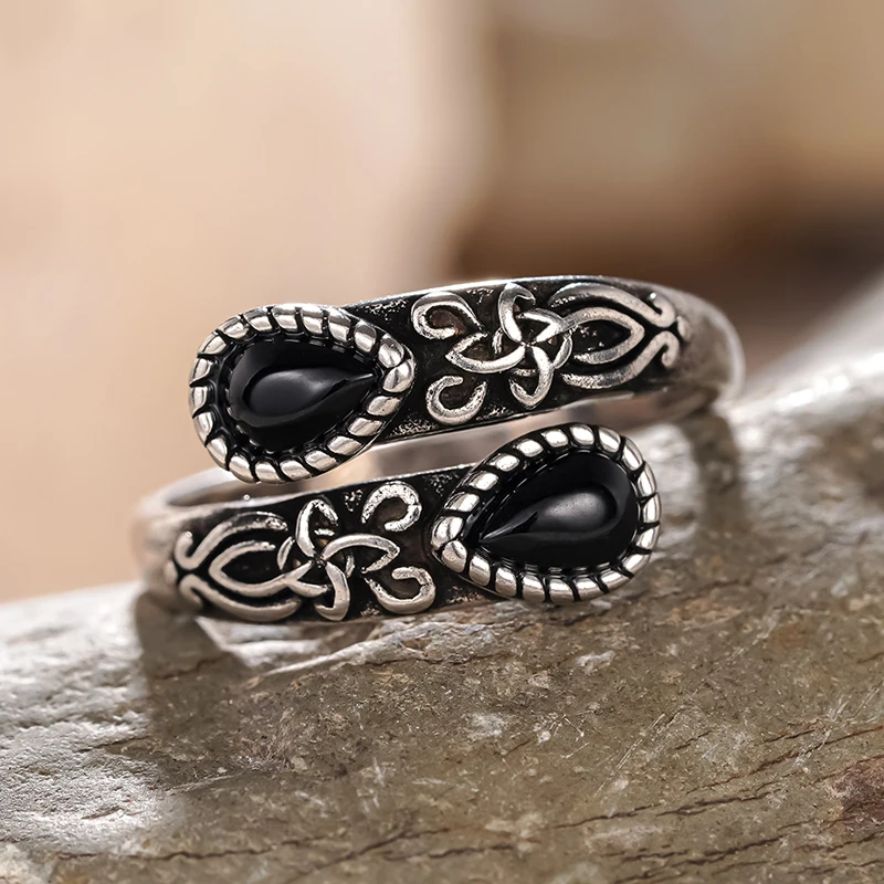 Huitan Silver Ring with Waterdrop Black Stone – Adjustable Brass - Image 3