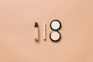 The Art of the Effortless Glow: Simple Ways to Elevate Your Everyday Makeup Look