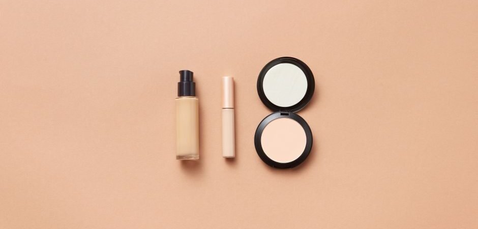 The Art of the Effortless Glow: Simple Ways to Elevate Your Everyday Makeup Look