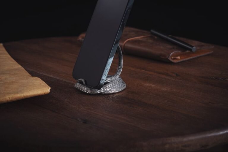 The Elevated Desk: How to Choose the Perfect Phone Stand for Your Workspace