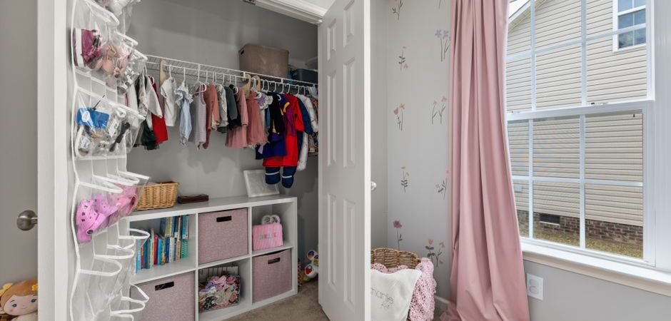 Small Space, Big Dreams: Smart Nursery Storage Solutions for Cozy Corners