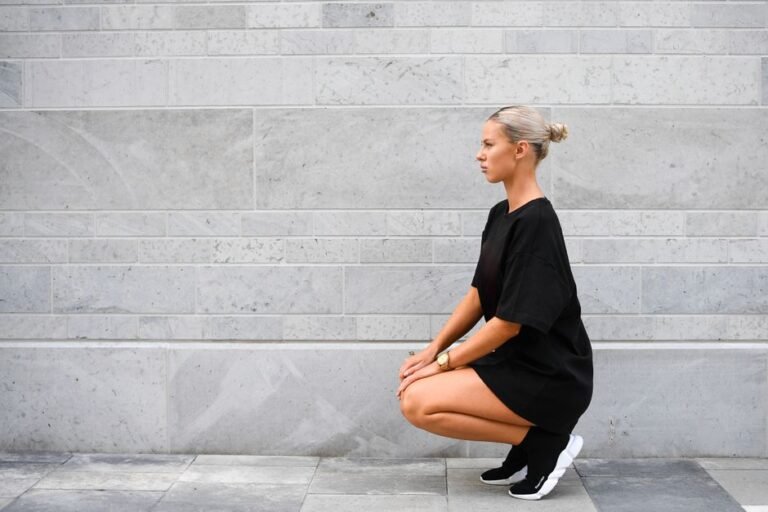 The Art of the Drape: Mastering the Oversized Look Without Losing Your Shape
